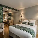 Otel B Montmartre 4*