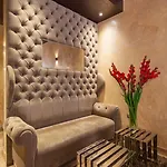 B Montmartre Otel