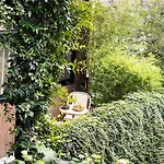 B Montmartre Otel