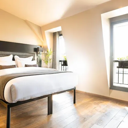 Hotel B Montmartre 4*