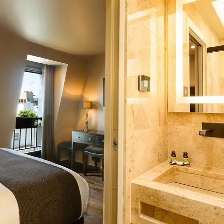 B Montmartre 4* Paris
