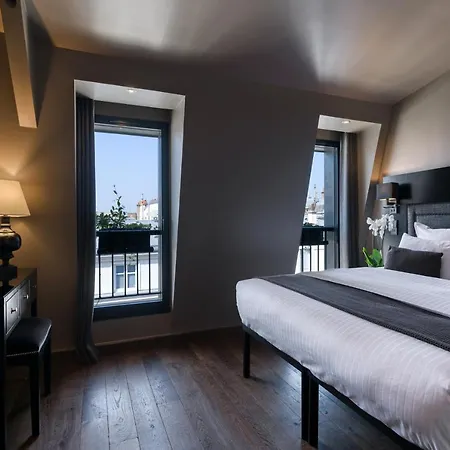 B Montmartre 4* Paris