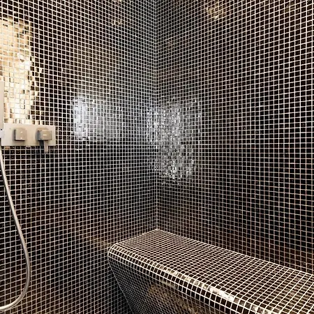 B Montmartre Hotel Paris