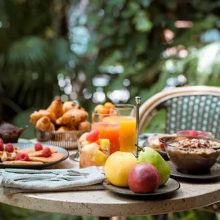 B Montmartre فندق 4*