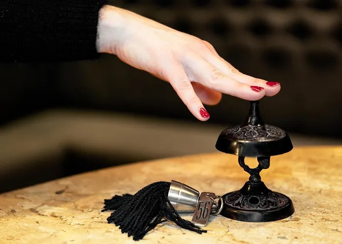 B Montmartre Hotel Parigi