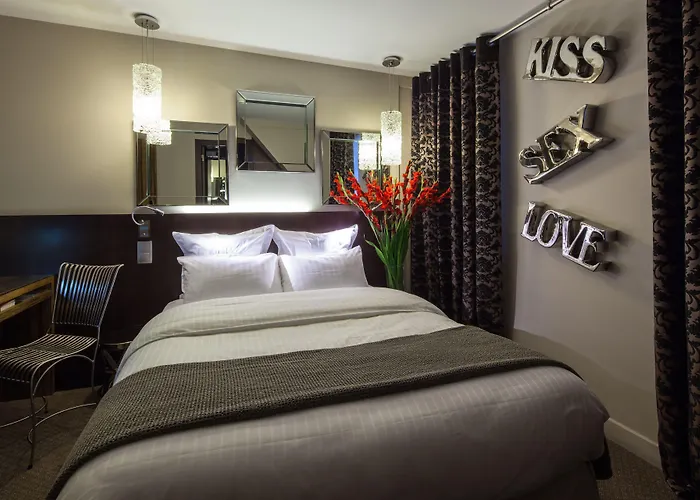 Hotel B Montmartre 4*