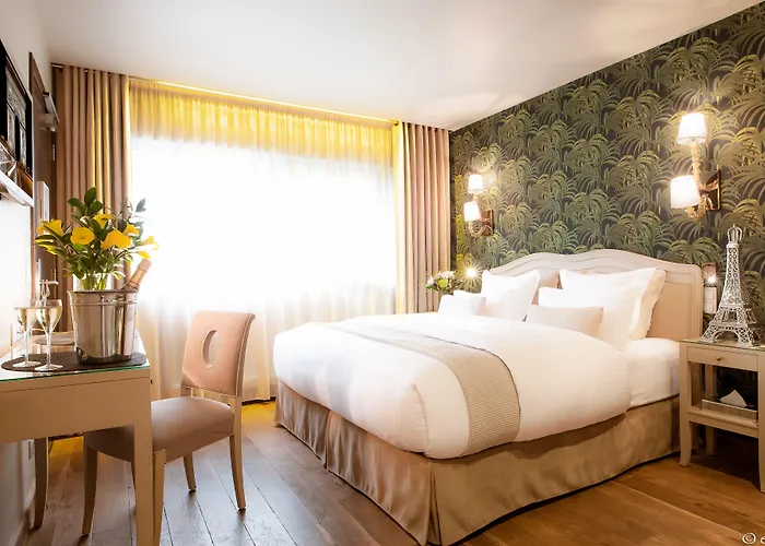 B Montmartre Hotel París