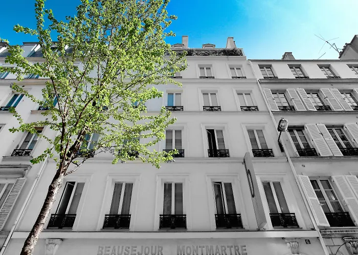 B Montmartre Hotel Parigi