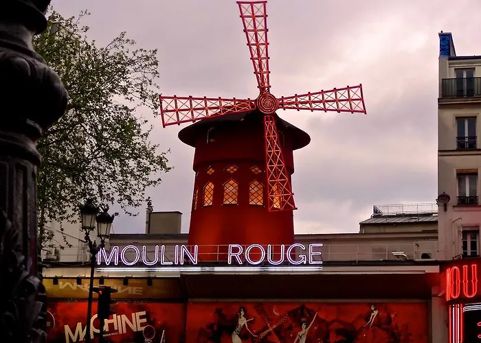 Hotel B Montmartre Parigi
